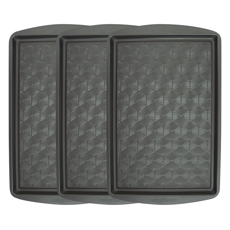 https://i5.walmartimages.com/seo/Taste-of-Home-Set-of-3-15-x-10-inch-Non-Stick-Metal-Baking-Sheet_83416cd3-e599-48e9-9e12-fc298b5354b6_1.7fd2c350d3edc5bcd1d978356cd6f2cf.jpeg?odnHeight=768&odnWidth=768&odnBg=FFFFFF