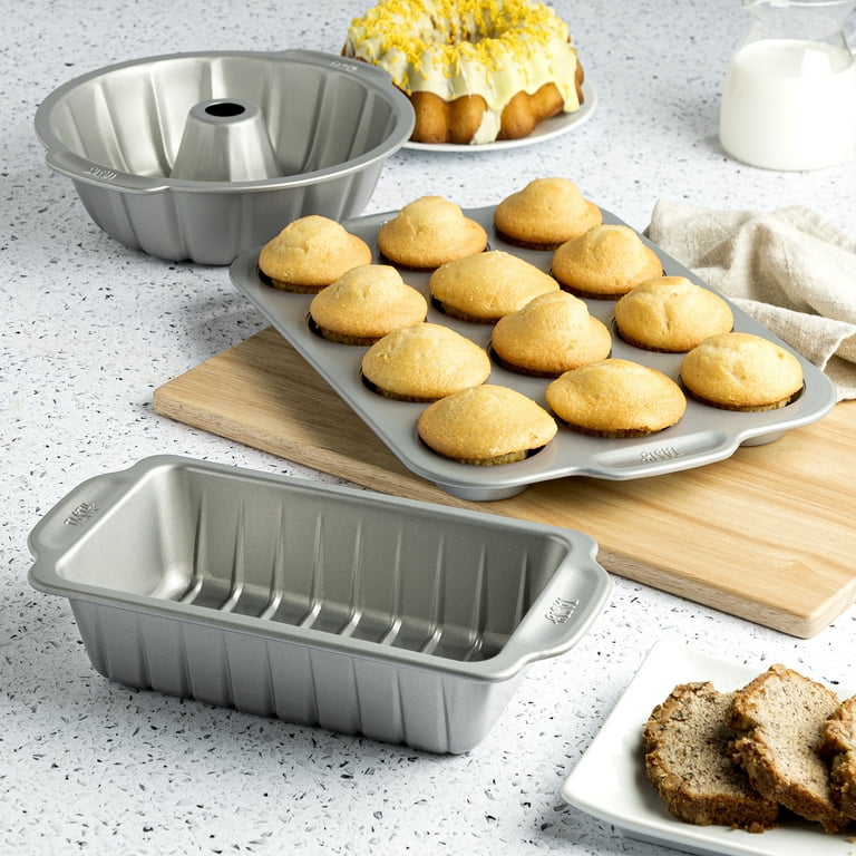  USA Pan Bakeware Nonstick Fluted Tube Cake Pan, Aluminized  Steel 10-Inch: Home & Kitchen