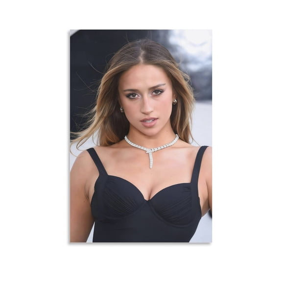 Tate McRae Poster (39) Print Photo Art Painting Canvas Poster Home Decorative Bedroom Modern Decor Posters Gifts 20x30inch(50x75cm)