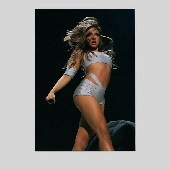 Tate Mcrae Dancing Poster Size 24''x36''-Gategoo