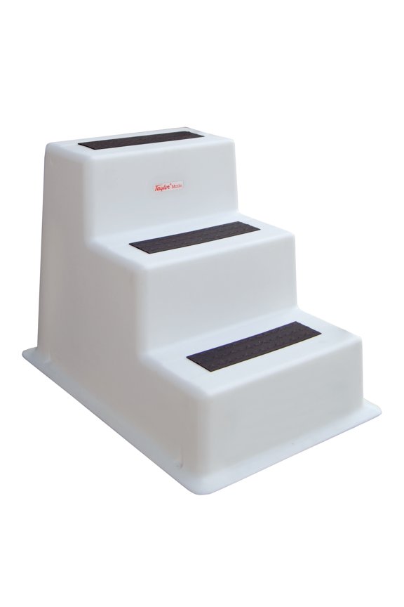 Taylor Made 47300 Stepsafe Dock Step- Triple Tread