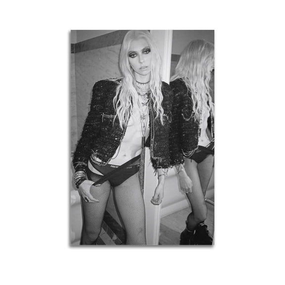 Taylor Momsen Black And White Poster Posters Aesthetic Canvas Posters Room Bedroom Decorative Decor Wall Art Office Home Decor