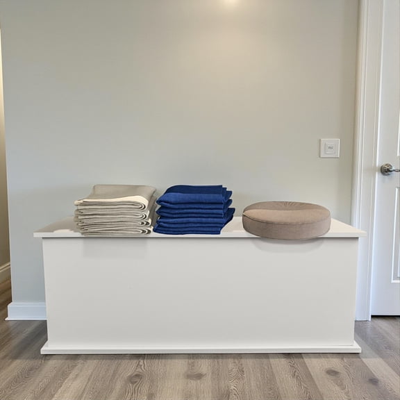 Tcbosik 39" Flip-Top Storage Bench with Safety Hinges, 353lb Weight Capacity, Multi-Purpose Organizer for Home, Bedroom, Entryway, Living Room, White