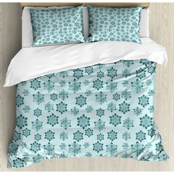 Teal Duvet Cover Set Queen Size, Wintertime Inspiration Ornate Abstract Snowflakes in Pale Colors Christmas, Decorative 3 Piece Bedding Set with 2 Pillow Shams, Pale Blue Teal Grey, by Ambesonne