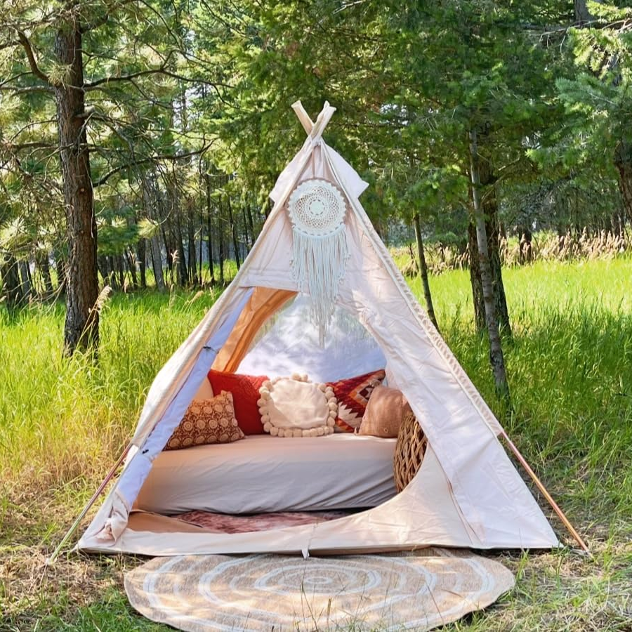 Tear-resistant 300D Oxford Cloth Camping Indian Teepee Tent Outdoor Three-season Pyramid Tent For 2-3 Person