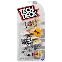 Tech Deck, Ultra DLX Fingerboard 4-Pack (Styles May Vary)
