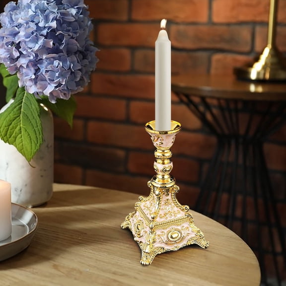 Alloy European Candlestick Electroplating Process for Restaurant Hotel Home Wedding Decoration Romantic Style Candle Holder Elegant Design for Table Centerpiece Gift