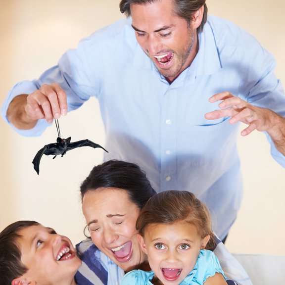 TechToyHub Rubber Bat Hanging Pendant, Realistic Simulation Toy, for Halloween Party Haunted House, with Elastic Rope