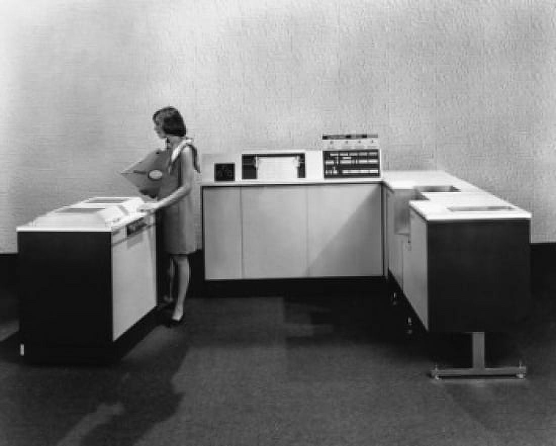Technician working on a computer Univac 9200 Sperry Rand Canvas Art - (18 x 24)