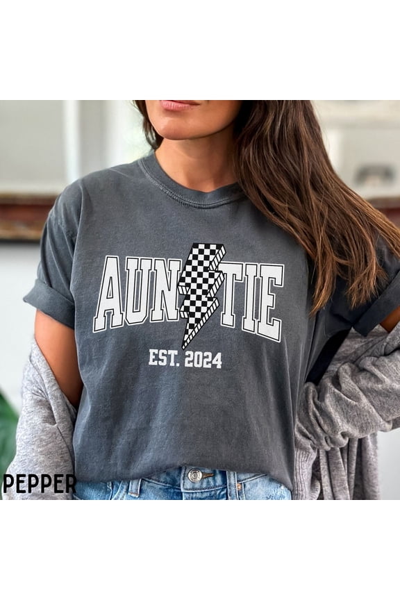 Retro Auntie Lightning Bolt Shirt, Trendy Oversized Clothing, Mother'S Day Shirt, New Aunt Gifts, Checkered Auntie Tee, Cute Auntie T-Shirt All Size S-5XL, Full Size S-5XL