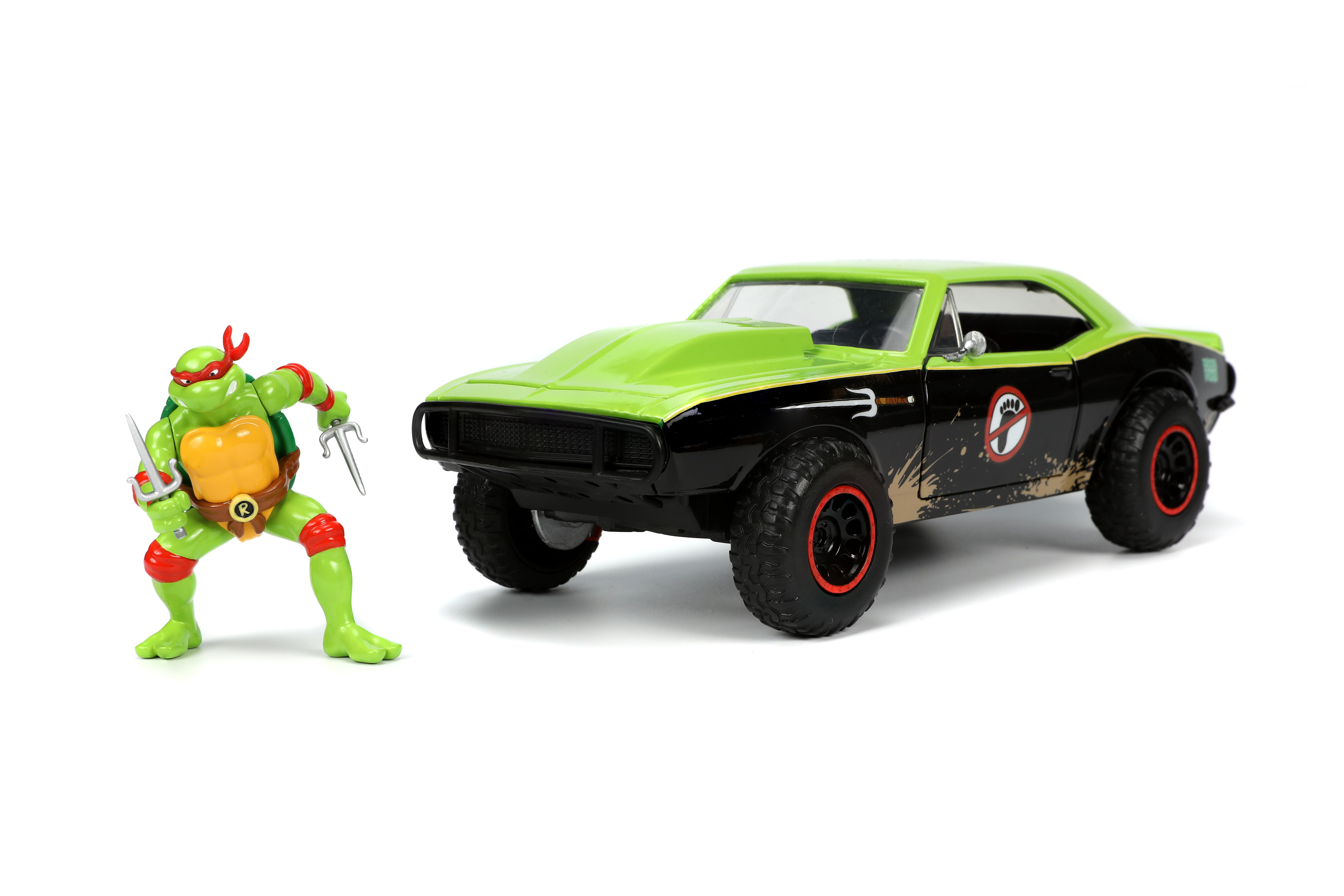 Teenage Mutant Ninja Turtles 1:24 1967 Chevy Camaro Die-cast Car