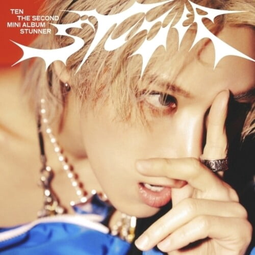 Ten Stunner Pack Book Version incl. 80pg Photobook + Photocard