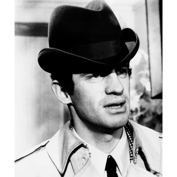 Tender Scoundrel (Aka Tendre Voyou) Jean-Paul Belmondo 1966 Photo Print (16 x 20)