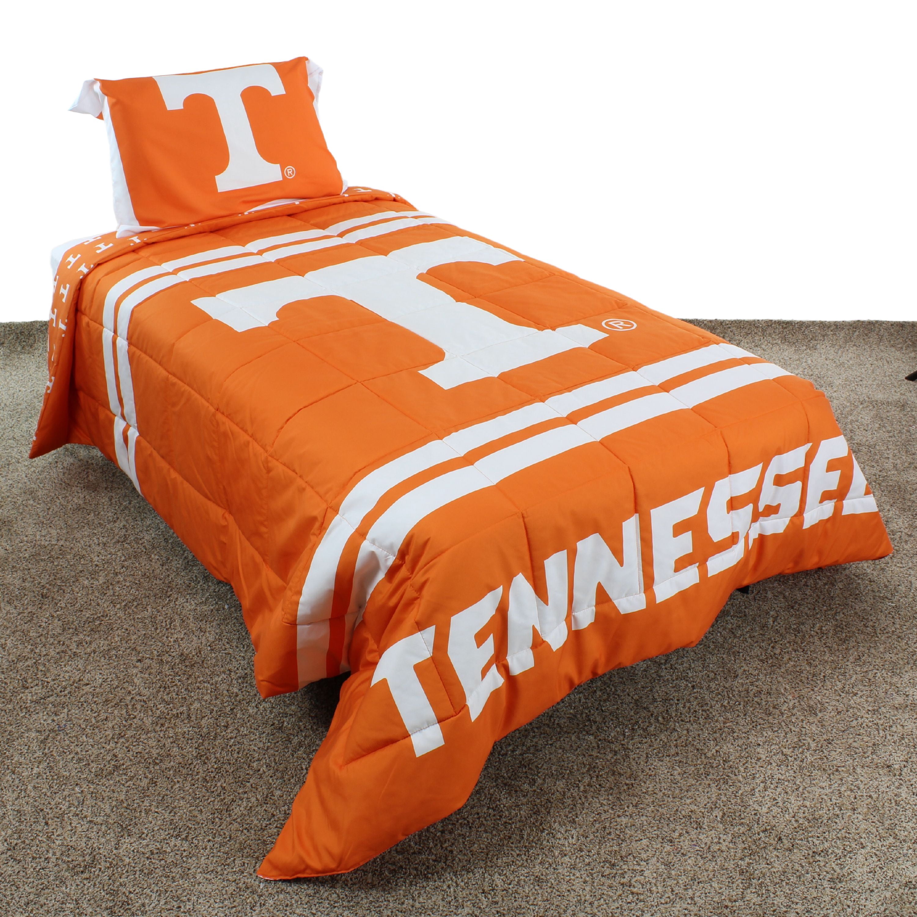 Tennessee Volunteers 3 Pc Reversible Polyester Comforter Set, 1 Comforter, 2 Shams, Full