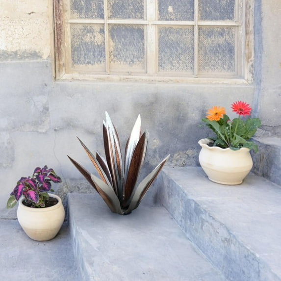 Tequila Iron Crafts Plant, 55cm Garden Ornament, Hand-Painted Blue Highlights, Unique Stylized Design, No Base, DIY Home Yard Art Sculpture