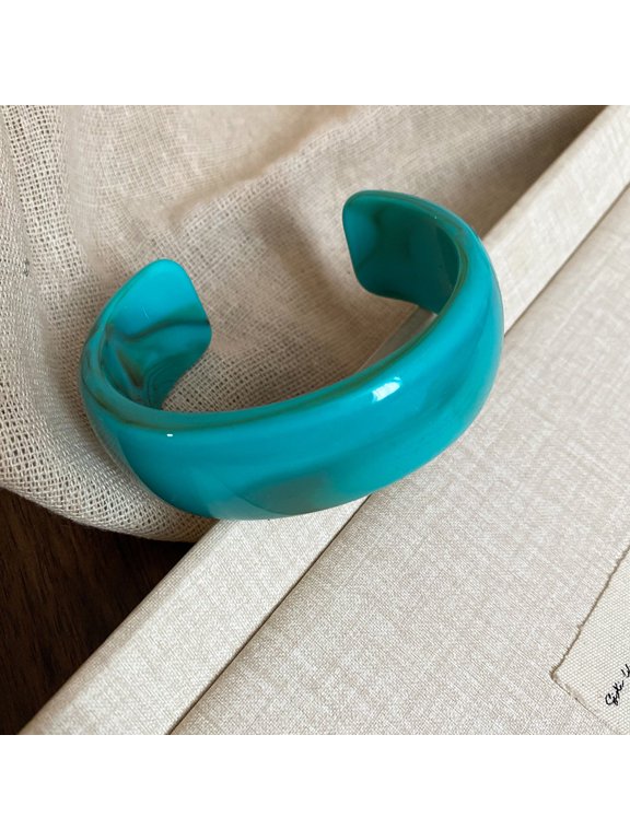 Irregular Geometric Open Circle Acrylic Bangle – Minimalist Statement Cuff Bracelet for Women, Lightweight Jewelry Gift