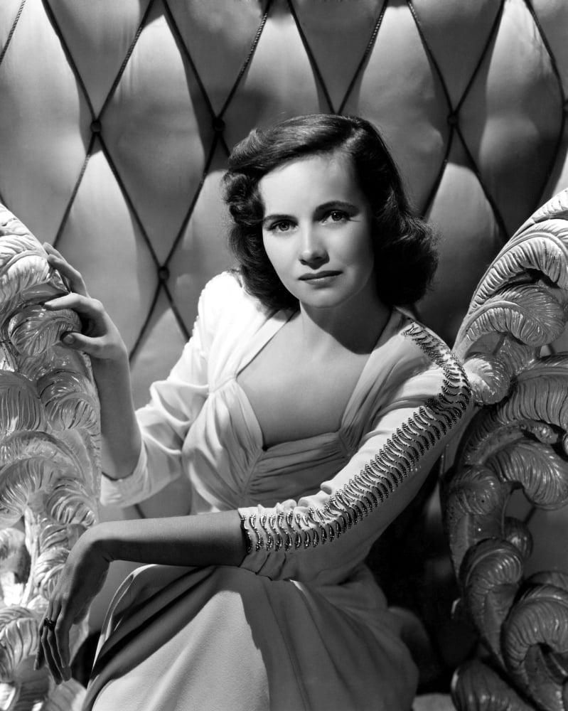 Teresa Wright Canvas Art - (16 x 20)