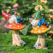 TERESA'S COLLECTIONS Funny Garden Statue and Sculpture, Set of 2 Outdoor Resin Gnomes Lying on the Mushrooms for Patio, Lawn Decoration, 6.7''H