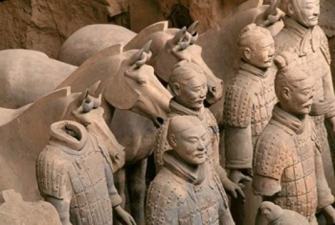 Terra Cotta Warriors and Horses at Emperor Qin Shihuangdis Tomb China Canvas Art - Keren Su DanitaDelimont (36 x 24)