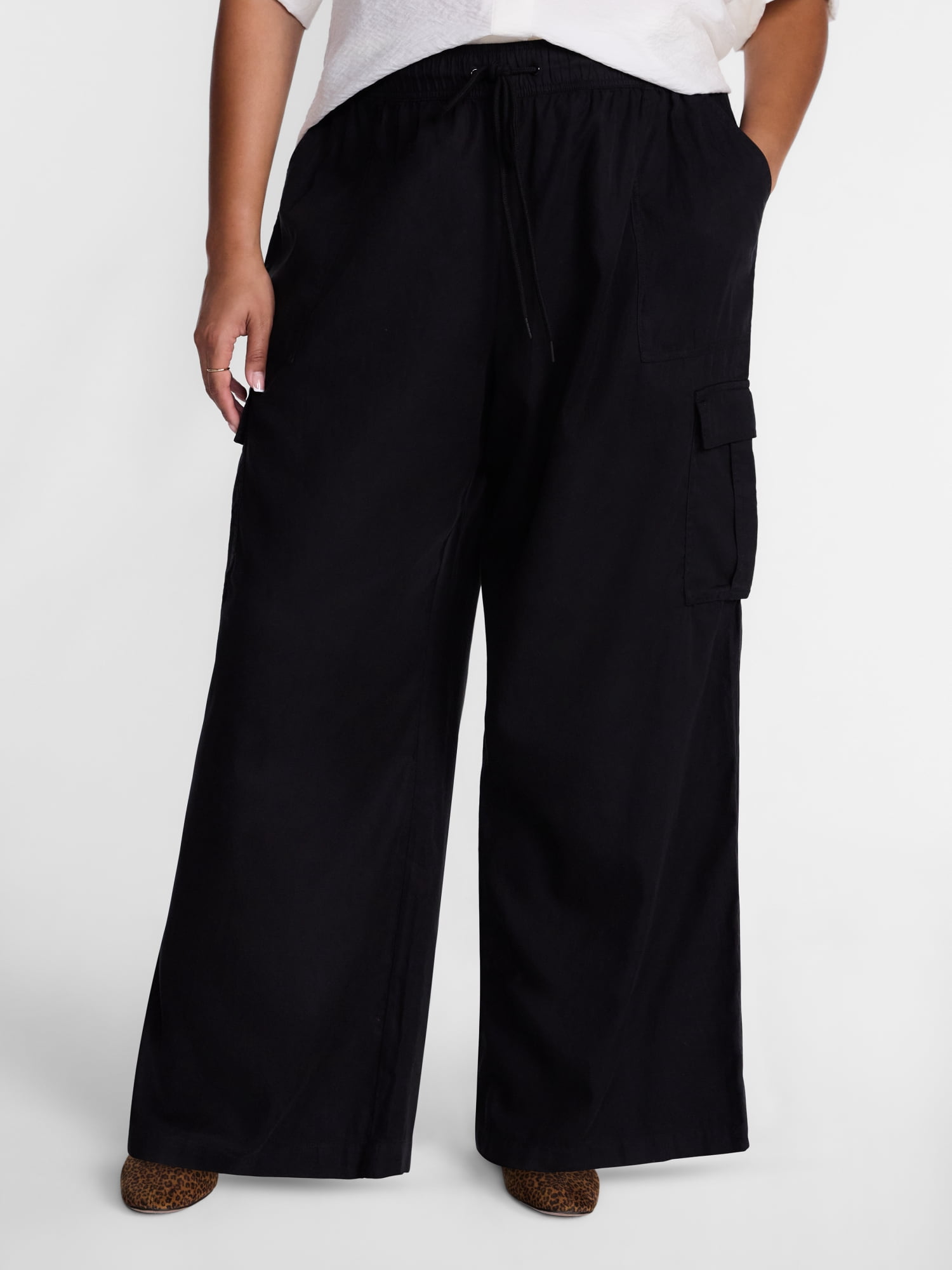 Terra & Sky Women's Plus Cropped Cargo Wide Leg Pants, Sizes 0X-4X