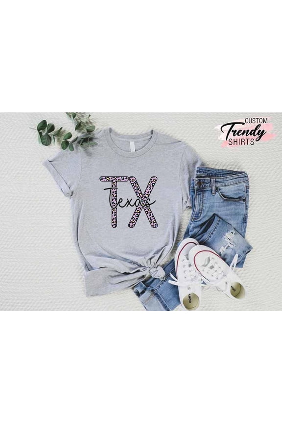 Texas Girl Shirt, Texas Love Shirt, Texas Women Shirt, Texan Mom Shirt, Texans Gift, Leopard Shirt, Texas Lovers, Texas Home Shirt SWEATSHIRT All Size S-5XL