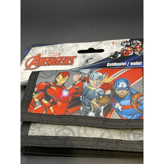 Textiel Trade Boy's Marvel's Avengers Hook & Loop Closure Pocket Wallet