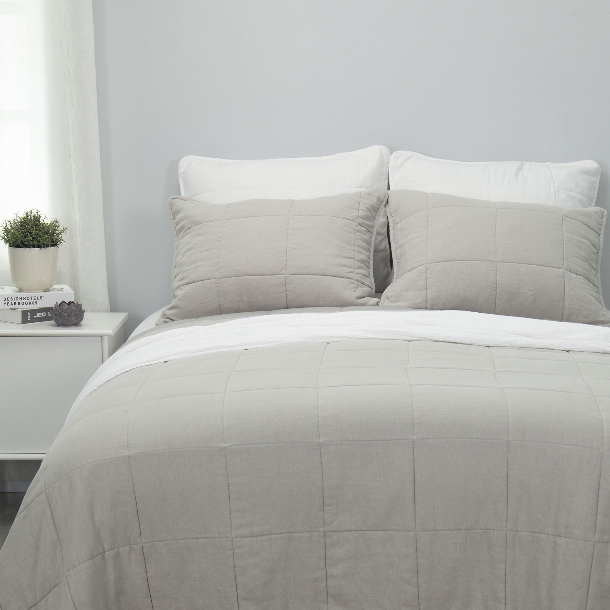 Gray King Cotton Quilt Set with Box Stitch Design