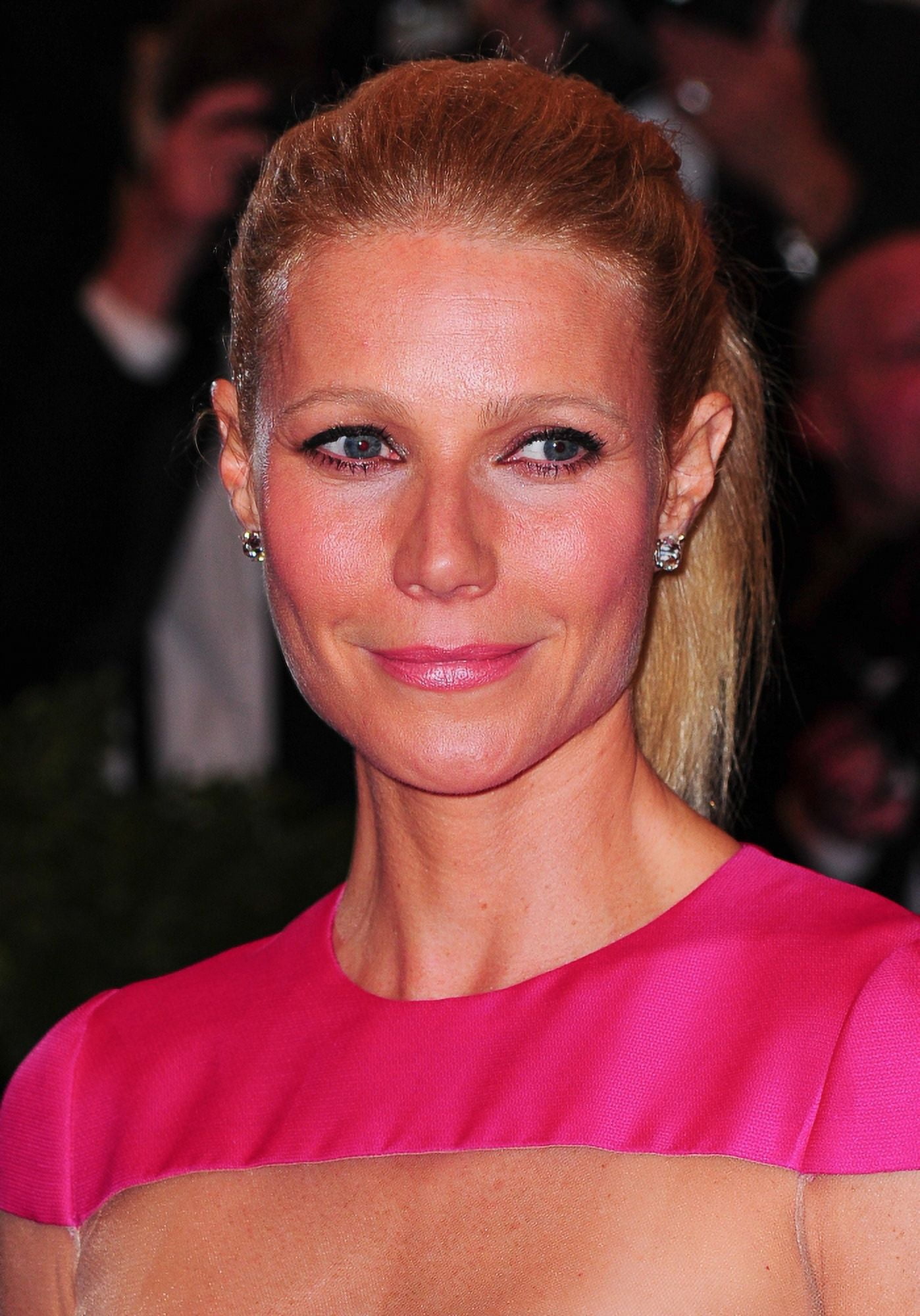 Th Paltrow At Arrivals For Punk Chaos To Couture - Metropolitan Museum Of ArtS 2013 Costume Institute Gala Benefit - Part 4 Canvas Art - (16 x 20)