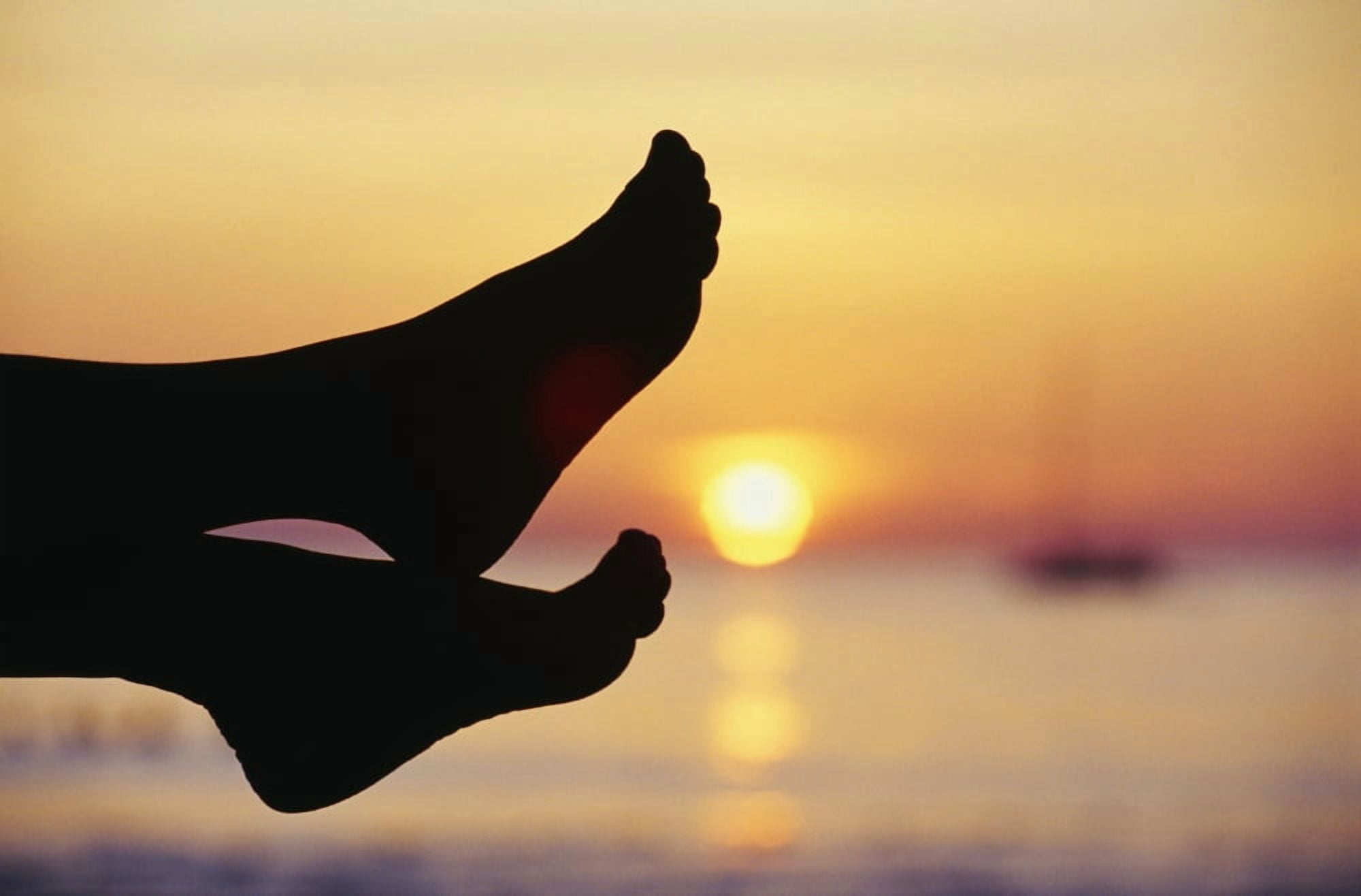 Thailand Phuket Silhouette Of Feet In Front Of A Sunset Over The Ocean Canvas Art - Bill Brennan Design Pics (19 x 12)