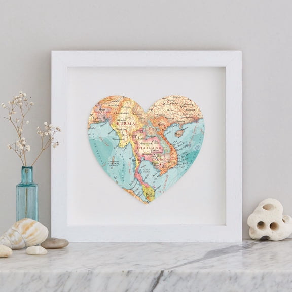 Thailand map heart print