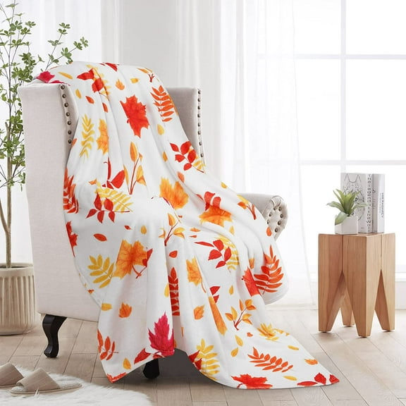Thanksgiving Throw Blanket, Soft Fall Maple Leaf Blanket, Autumn Plush Flannel Blanket, Harvest Warm Cozy Blanket for Couch, Bed, Sofa, Thanksgiving Holiday Home Decorations, 50 x 60 Inches