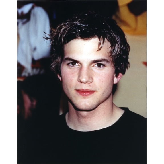 That 70s Show Ashton Kutcher in Black Shirt Photo Print (8 x 10)