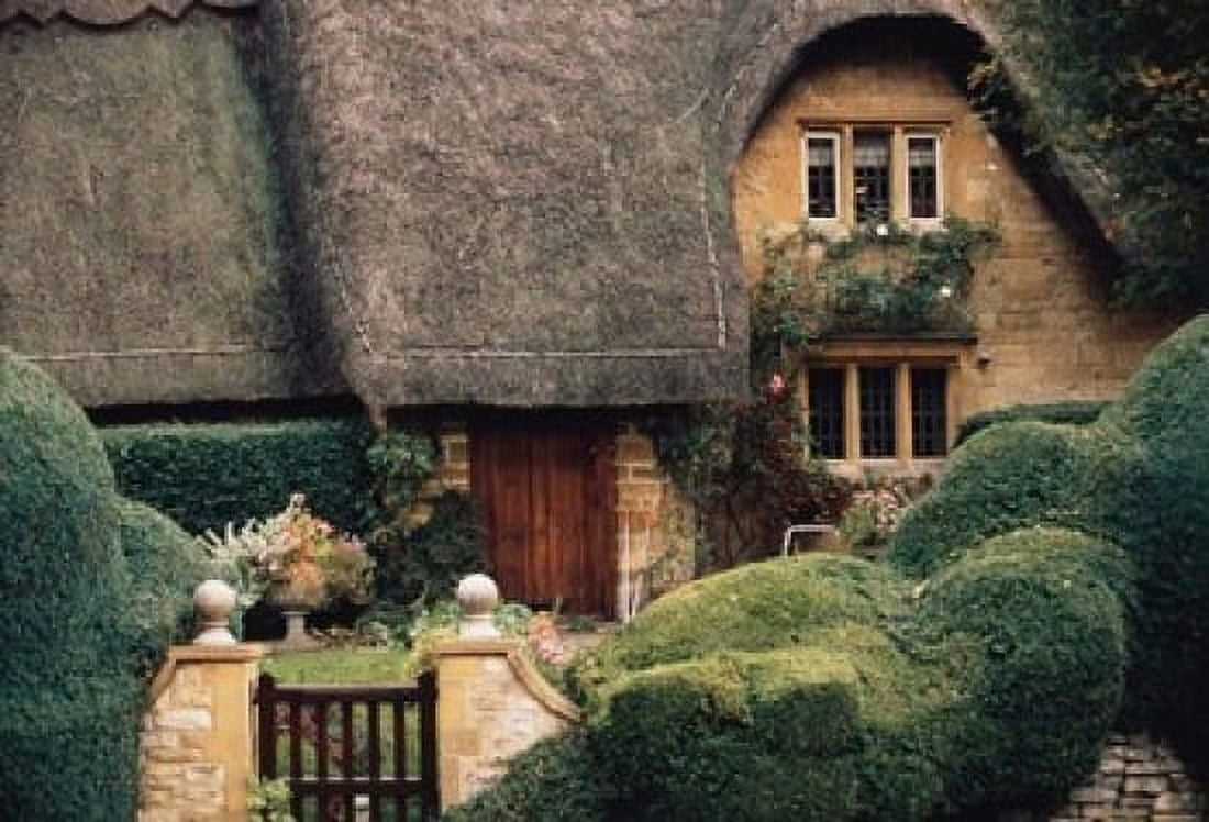 Thatched Roof Home and Garden Chipping Campden England Canvas Art - Walter Bibikow DanitaDelimont (17 x 11)