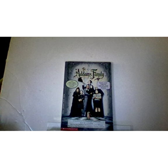 Pre-Owned The Addams Family (Digest) (Paperback) 0590455400 9780590455404