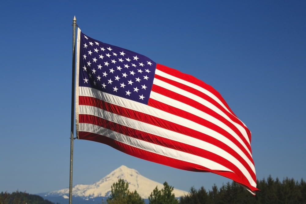 The American Flag Canvas Art - Craig Tuttle Design Pics (19 x 12)