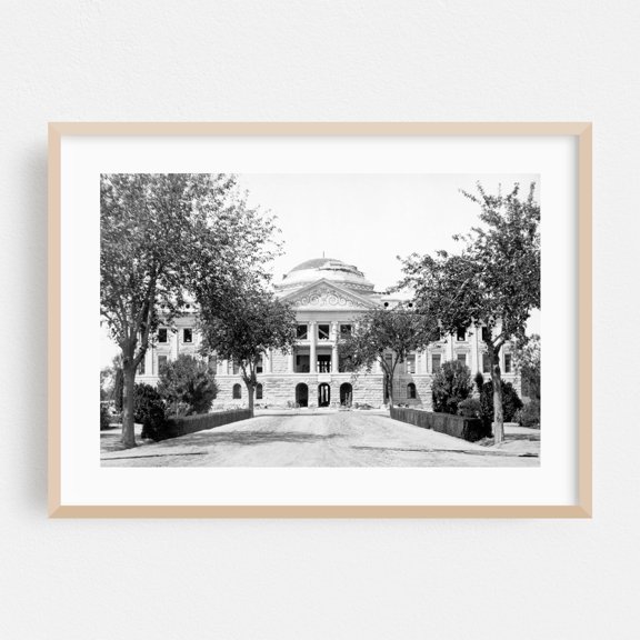 The Arizona Capitol Building - Phoenix Arizona Photography Architecture Black and White Vintage Oak Framed Wall Art Print 5 x 7 inches