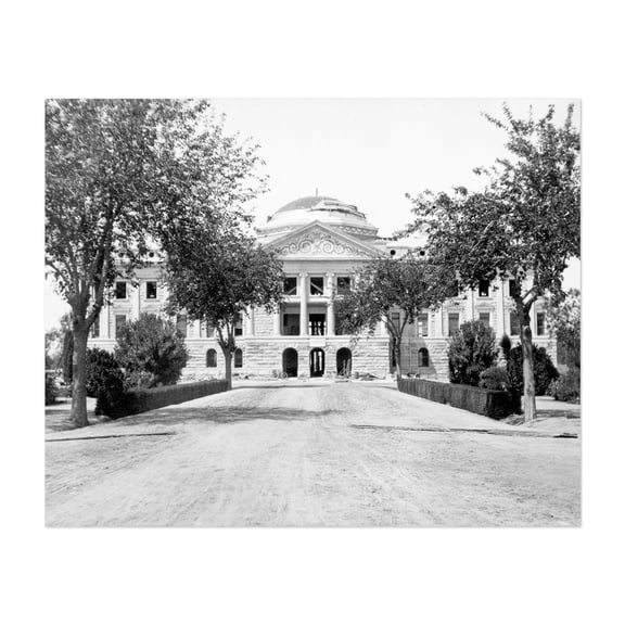 The Arizona Capitol Building - Phoenix Arizona Photography Architecture Black and White Vintage Unframed Wall Art Print 4 x 6 inches