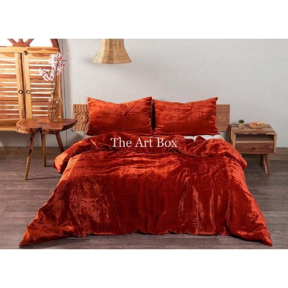 The Art Box Duvet Cover 3-Piece, Red, Crushed Velvet Quilt Cover with 2 Pillow Shams - Living Room, Bedroom, Hotel Luxury Duvet Set - Ultra Soft Cool and Breathable Duvet Cover, US Queen