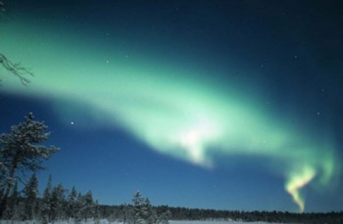 The Aurora Borealis Lapland Finland Canvas Art - Daisy Gilardini DanitaDelimont (28 x 18)