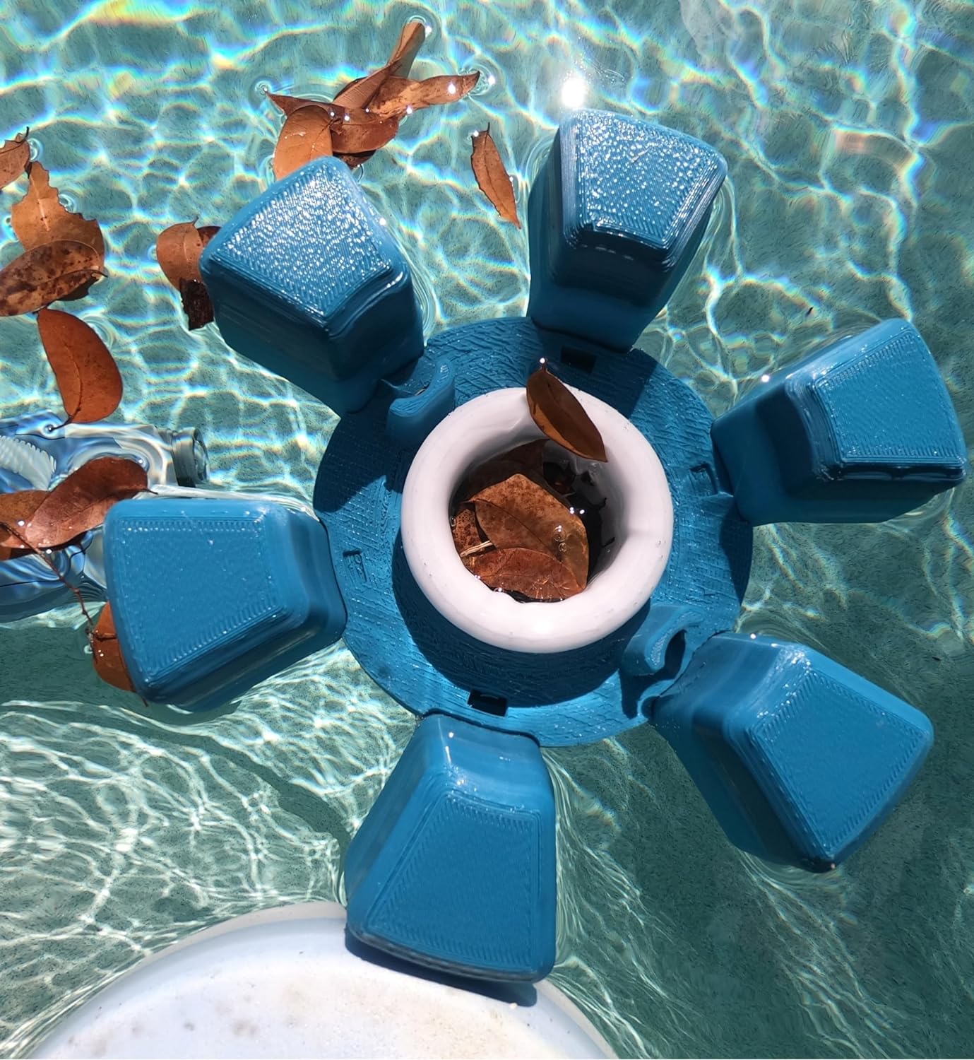 The Automatic Pool Surface Cleaner Clarifier Pool Skimmer Suction