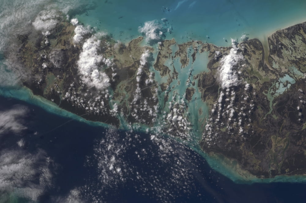 The Bahamas Andros Island and the Tongue of the Ocean Canvas Art - Stocktrek Images (34 x 23)