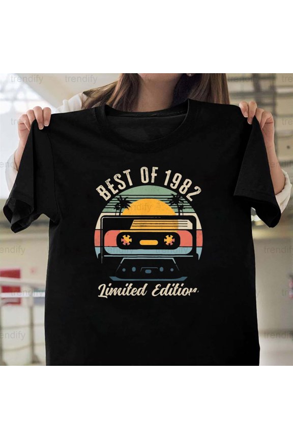 The Best Of 1982 40th Birthday Gifts Limited Edition 40, H9754 Unisex T-Shirt, Up to 5XL Available
