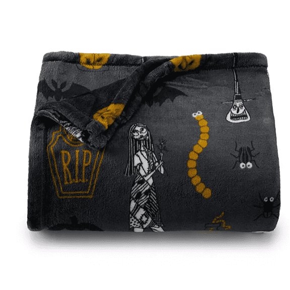 The Big One Plush Halloween Throw Blanket, Skeleton Nightmare Design, Gray Cozy 60" x 72"