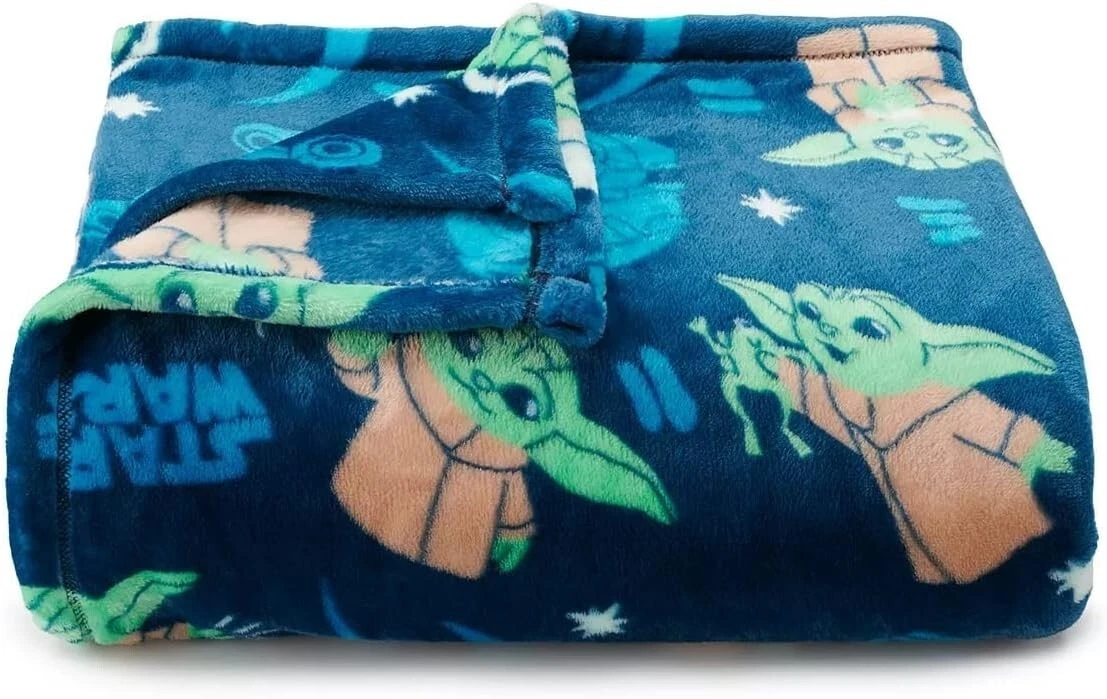 The Big One Star Wars Mandalorian Baby Yoda Blanket Supersoft Oversized ...