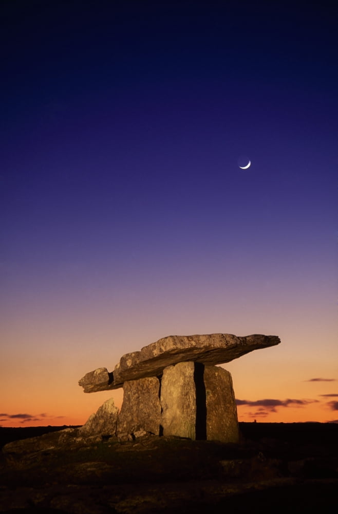 The Burren County Clare Ireland Poulnabrone Dolmen Canvas Art - Richard Cummins Design Pics (24 x 36)