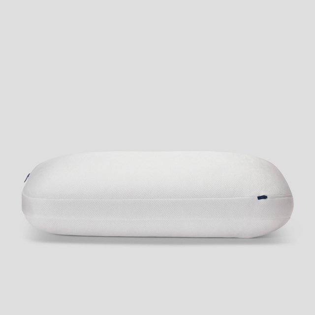 The Casper Essential Cooling Foam Pillow Standard/Queen
