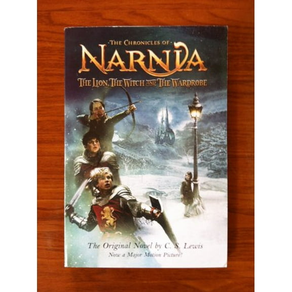 Pre-Owned The Chronicles of Narnia: The Lion, The Witch and the Wardrobe Paperback