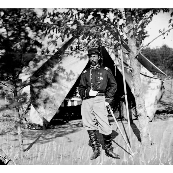 The Civil War History (24 x 18)