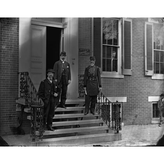 The Civil War History (24 x 18)