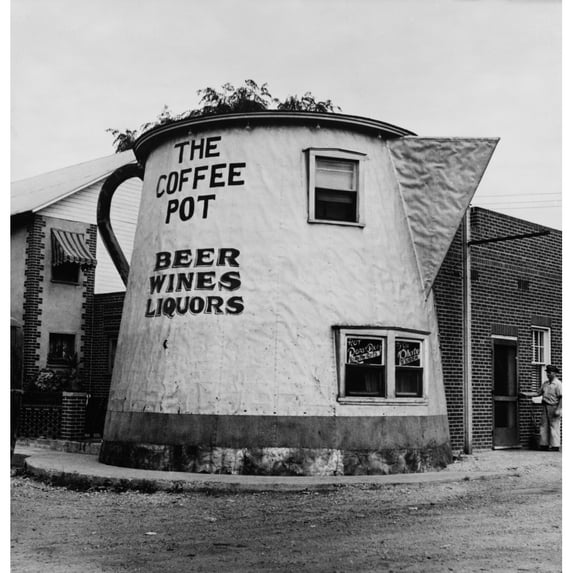 The Coffee Pot Restaurant In New Bedford History (24 x 36)